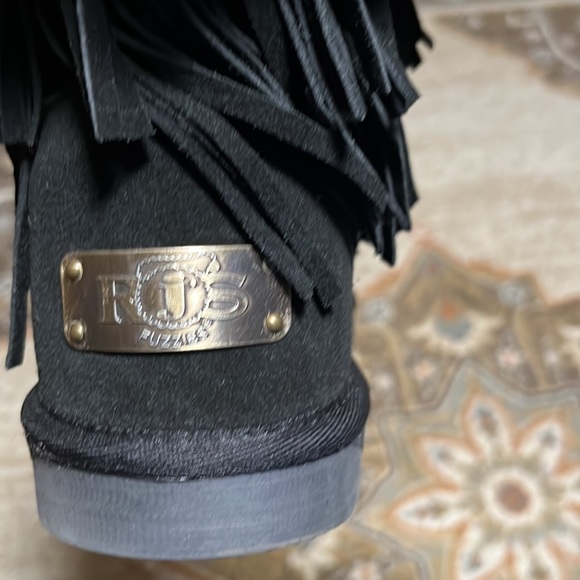 RjS fuzzies cloud nine sheepskin ladies fringe boot  100% sheepskin - Picture 5 of 12